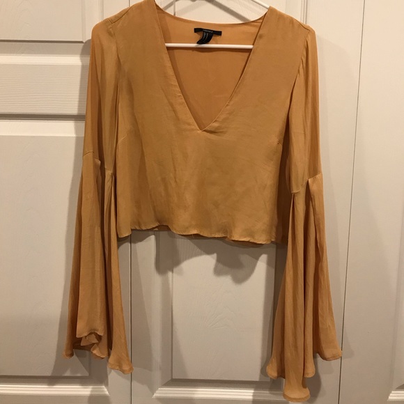 Forever 21 Tops - Forever21 Crop Top